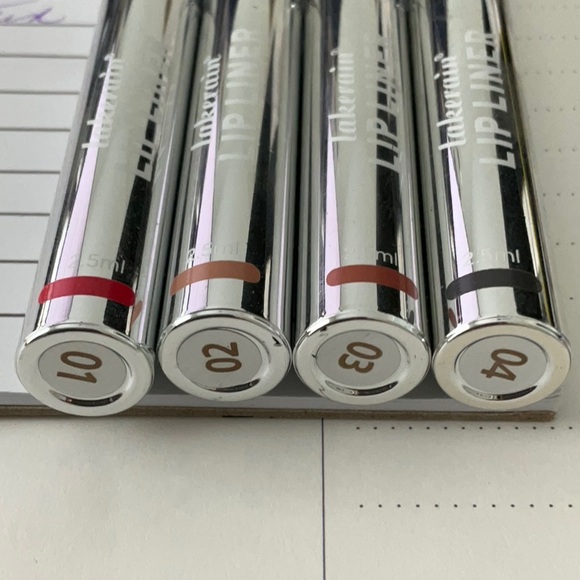 Lakerain Peel Off Lip Liner Set of Four - Picture 8 of 8